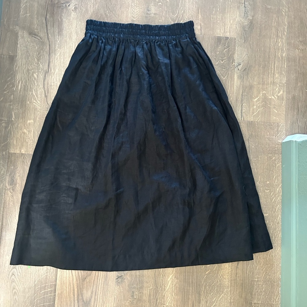 NPL black lightweight Sion skirt